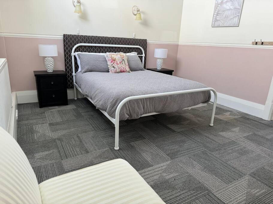 4 Large Bedroom Apartment In The City 哈士汀 外观 照片