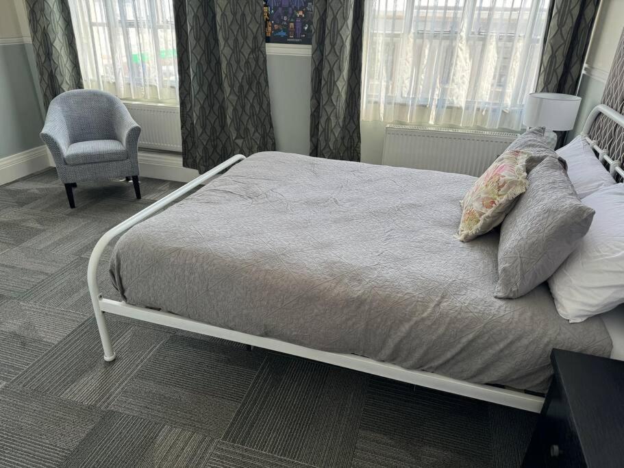 4 Large Bedroom Apartment In The City 哈士汀 外观 照片